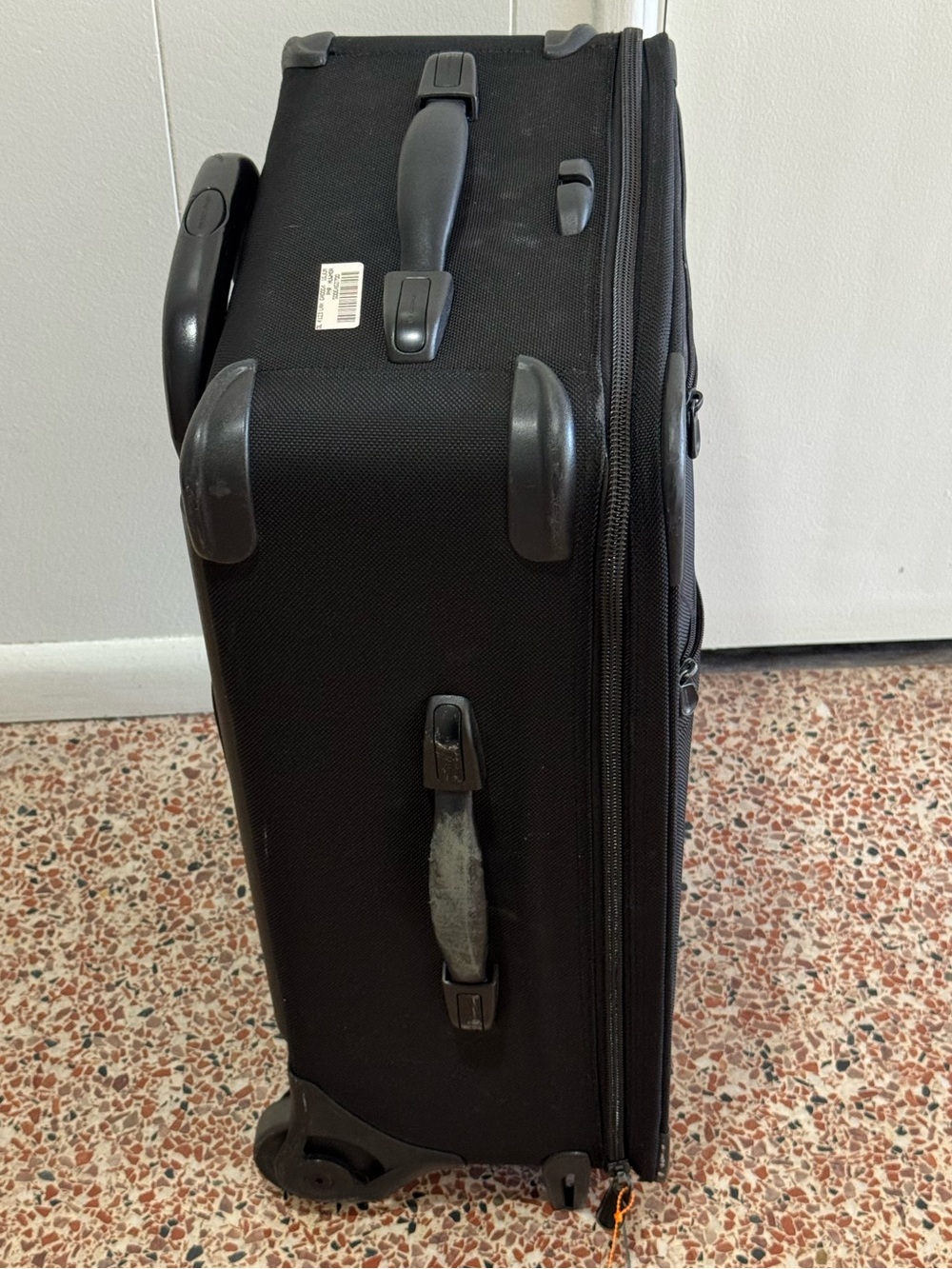 Briggs & Riley Black Carry-On Upright Rolling Travel Suitcase Luggae - Picture 3 of 11